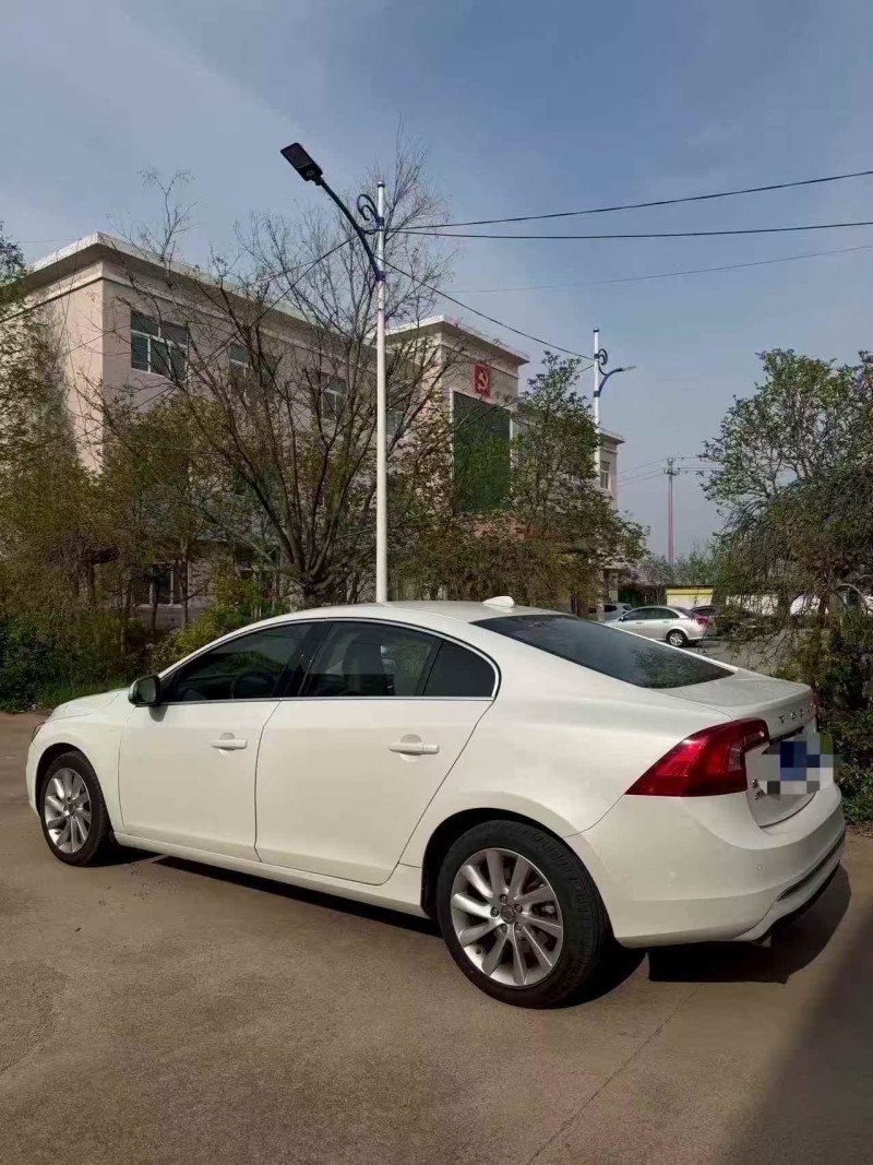 枣庄16年沃尔沃S60L7