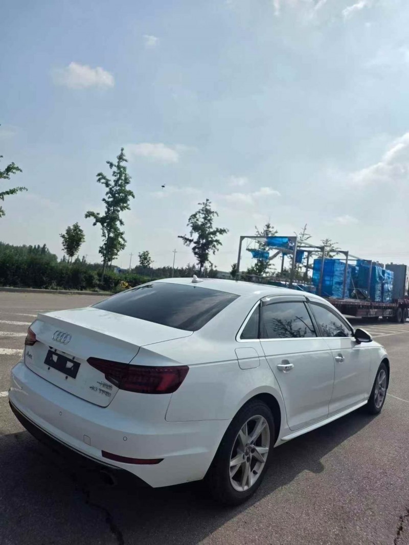 枣庄18年奥迪A4L9