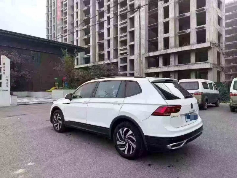 安阳22年大众途观9
