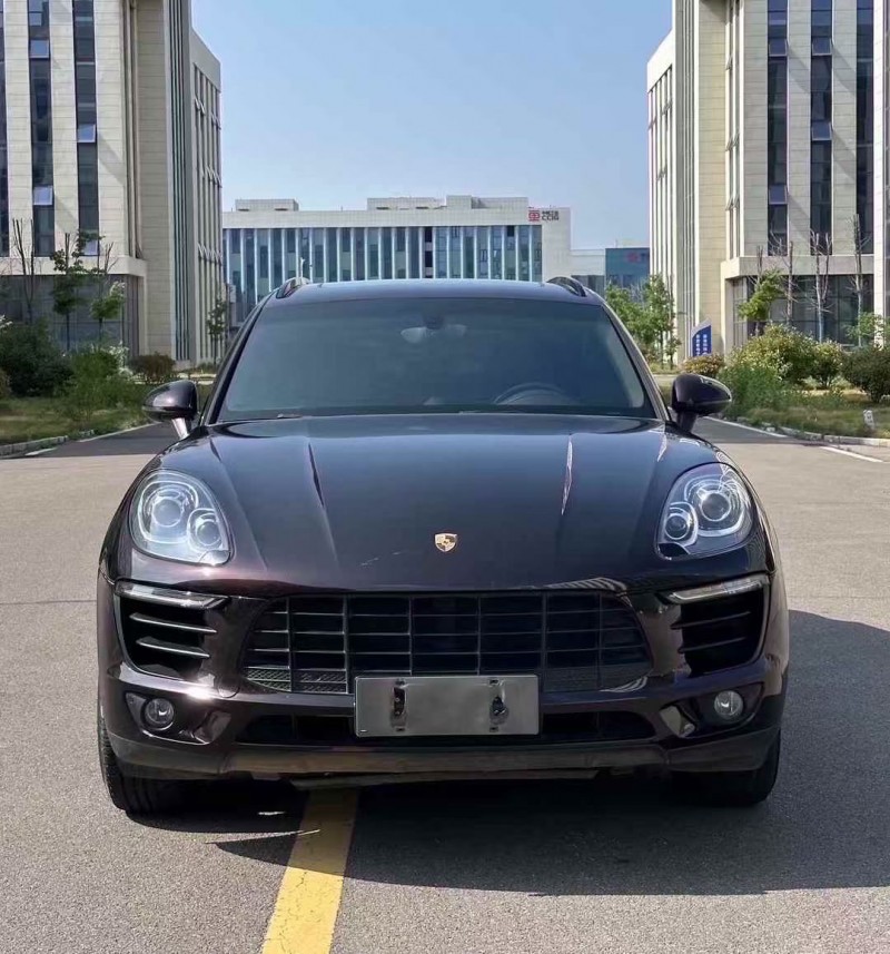 淄博16年保时捷Macan1