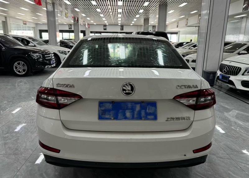 宜昌18年斯柯达明锐2