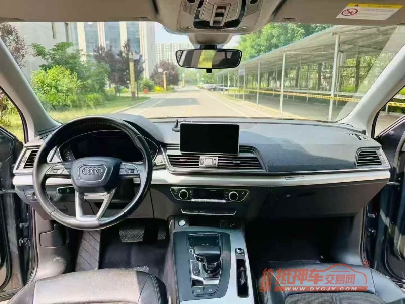 东营19年奥迪Q54
