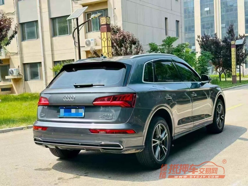 东营19年奥迪Q56