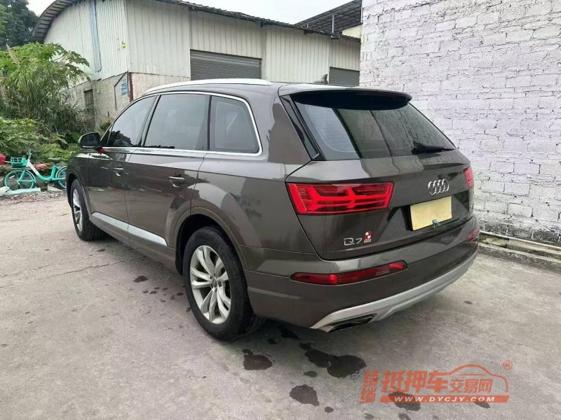 广州18年奥迪Q79