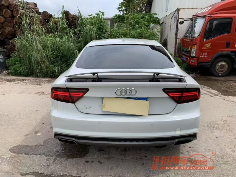 广州18年奥迪A7L8