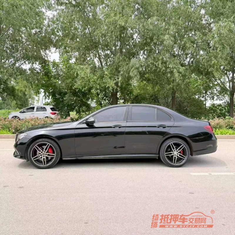 淄博17年奔驰E7