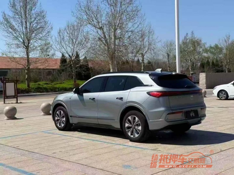 潍坊25年别克E57