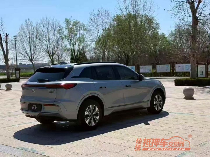 潍坊25年别克E58