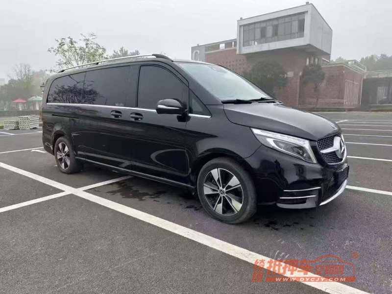东营21年奔驰V2