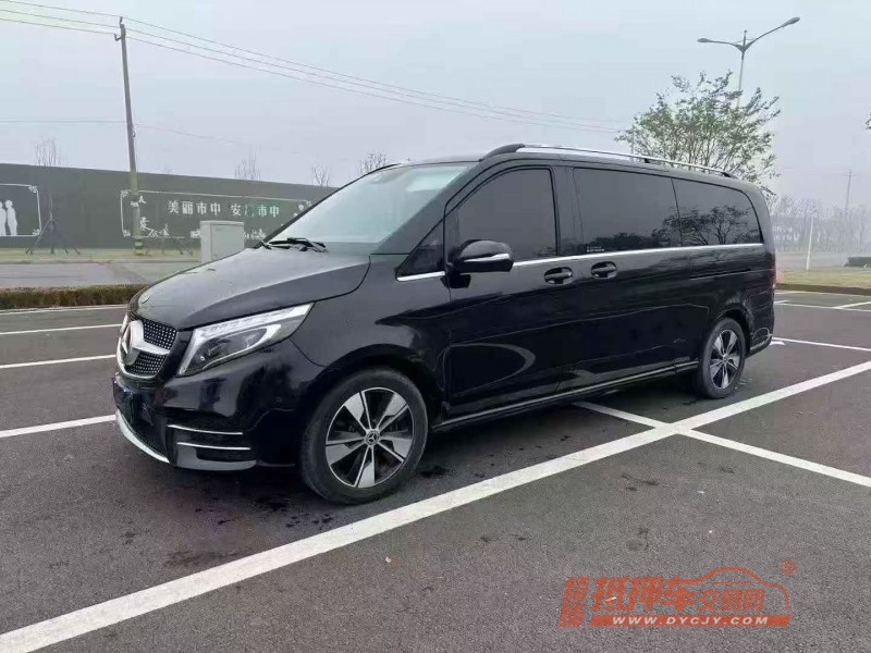 东营21年奔驰V3
