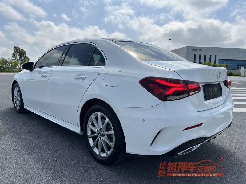 盐城22年奔驰A9