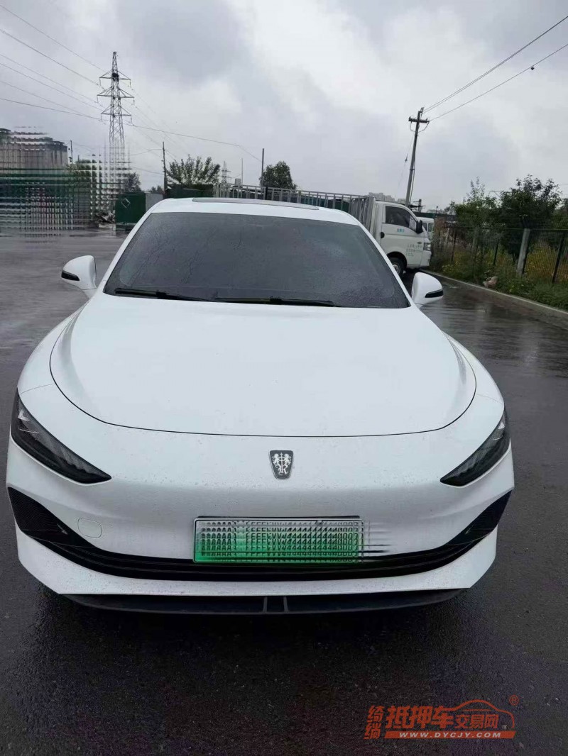 济宁26年荣威D71