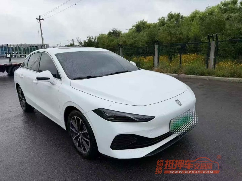 济宁26年荣威D72