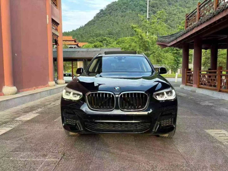 重庆20年宝马X31