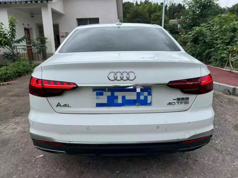 岳阳21年奥迪A4L9
