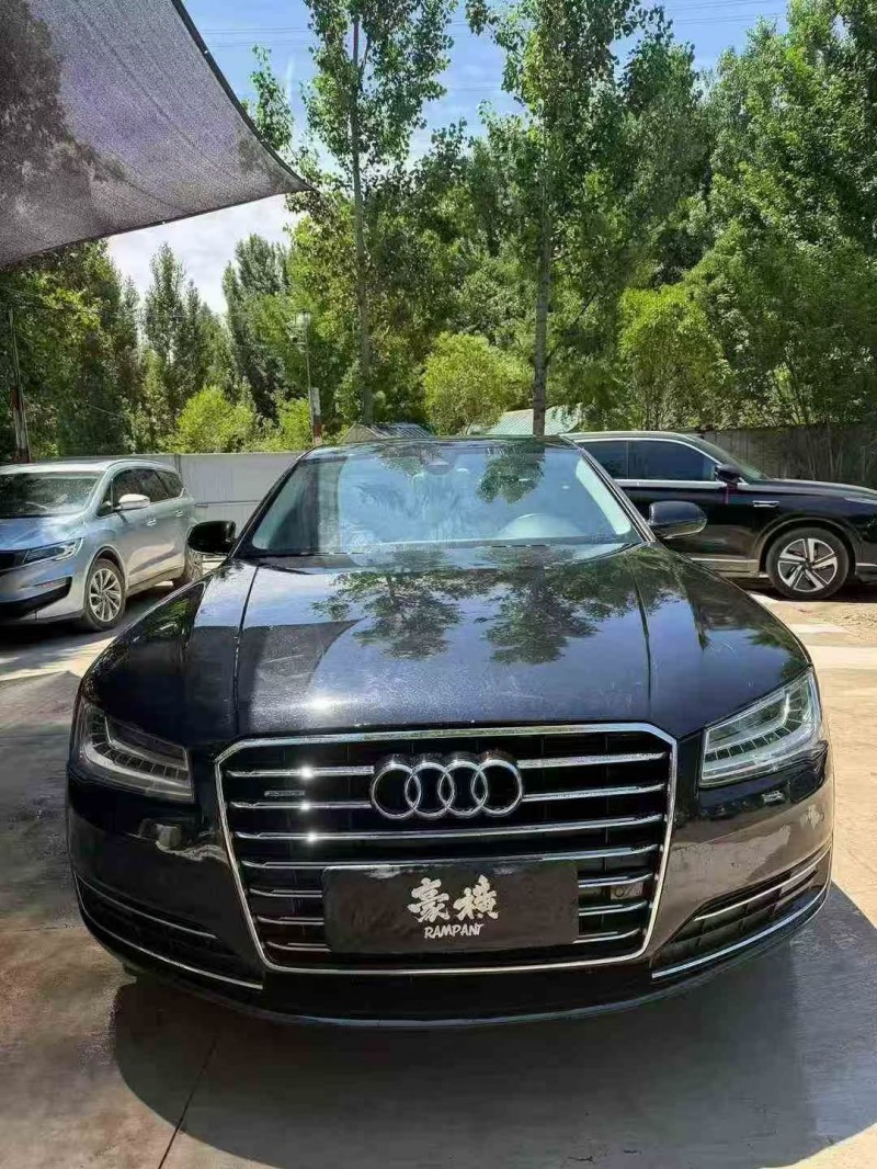 东营17年奥迪A8L1