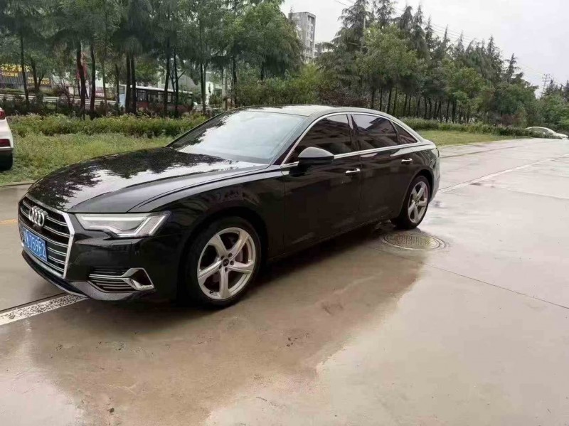 济宁24年奥迪A6L2