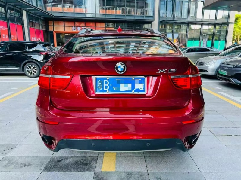 深圳12年宝马X69
