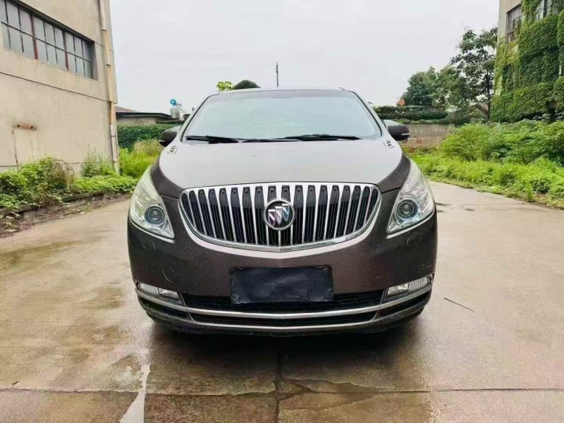 东营12年别克GL81