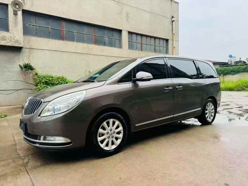 东营12年别克GL82