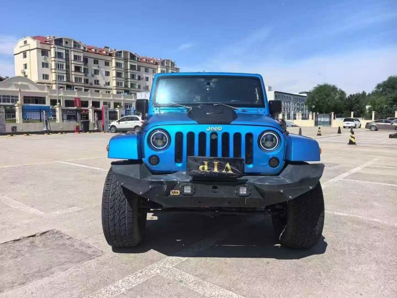枣庄15年Jeep牧马人1