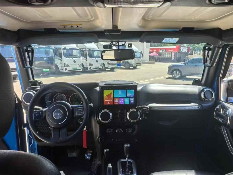 枣庄15年Jeep牧马人4