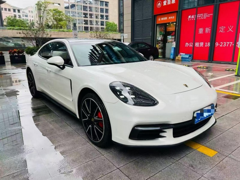 深圳18年保时捷帕拉梅拉3