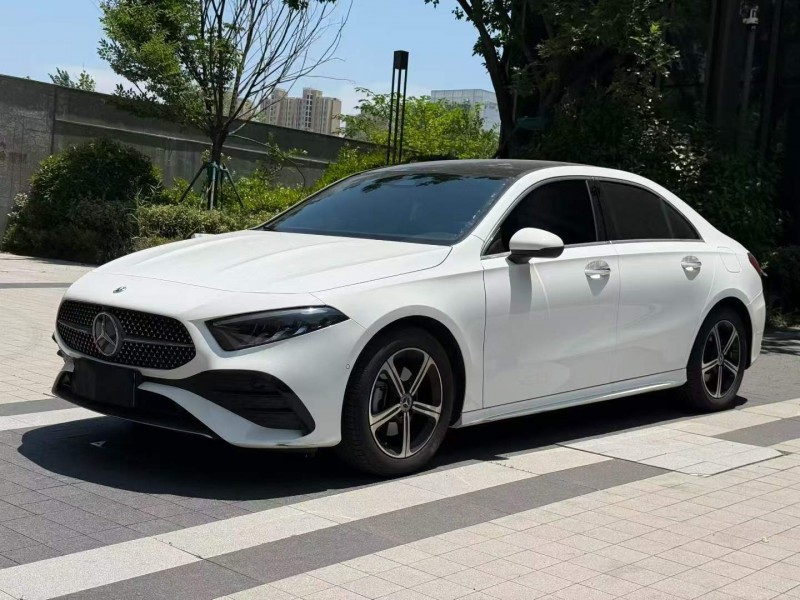 徐州25年奔驰A3