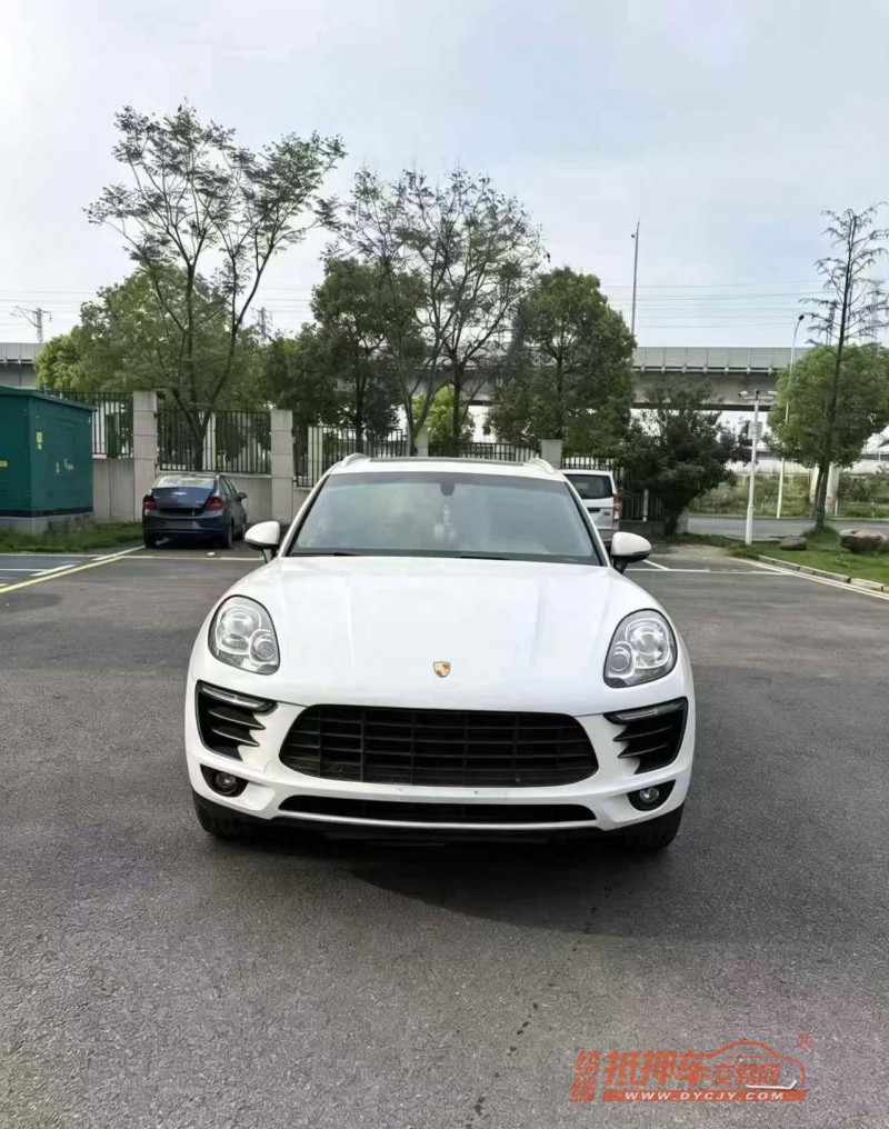 淮安15年保时捷Macan1