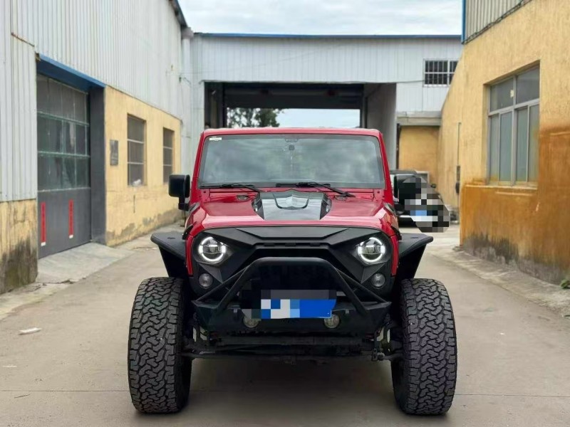 青岛14年Jeep牧马人1