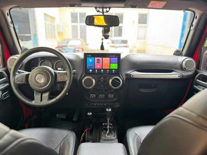 青岛14年Jeep牧马人5