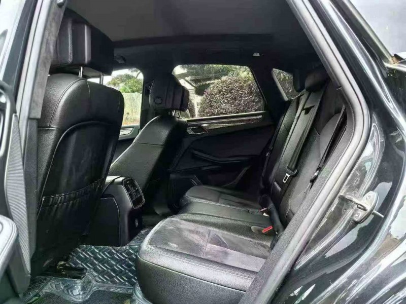 衢州17年保时捷Macan4
