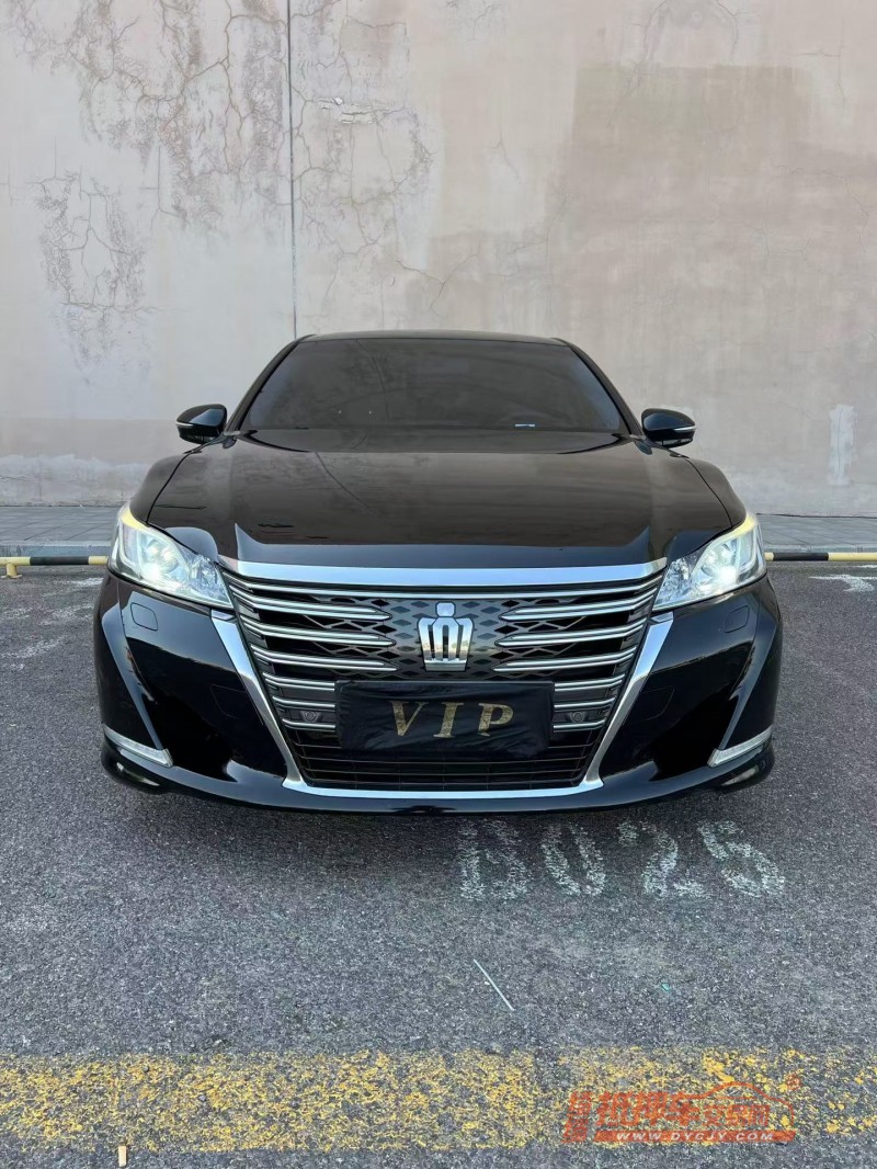 丹东16年丰田皇冠1