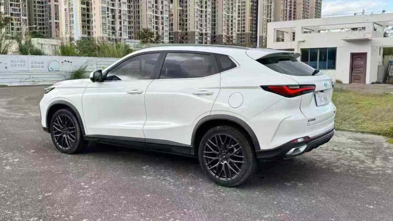 南宁22年长安汽车欧尚8