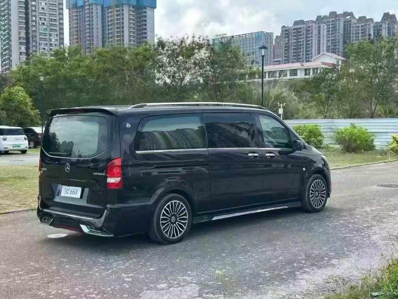 南宁21年奔驰威霆7