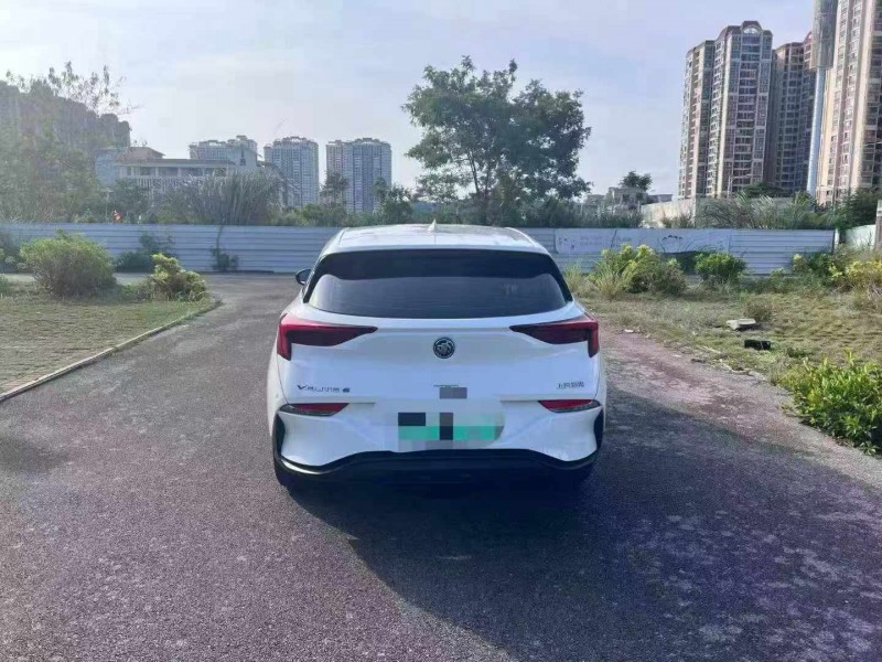南宁24年别克微蓝9