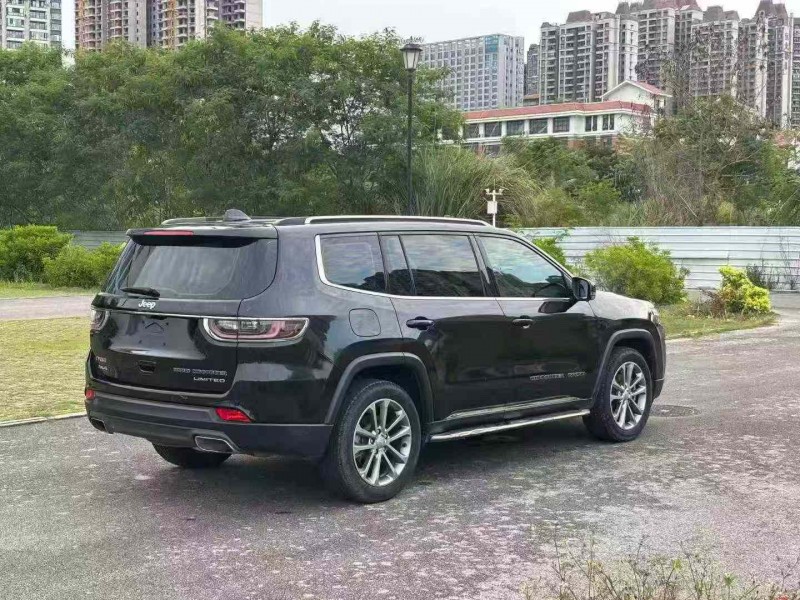 南宁18年Jeep指挥官7