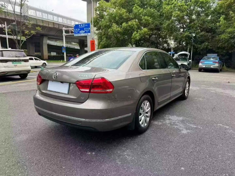 长沙14年大众帕萨特4