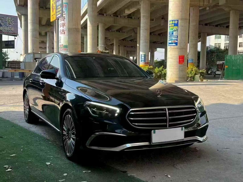 青岛22年奔驰E4