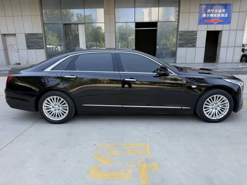 济宁20年凯迪拉克CT64