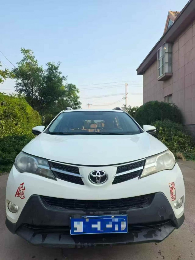 东营13年丰田RAV4荣放1