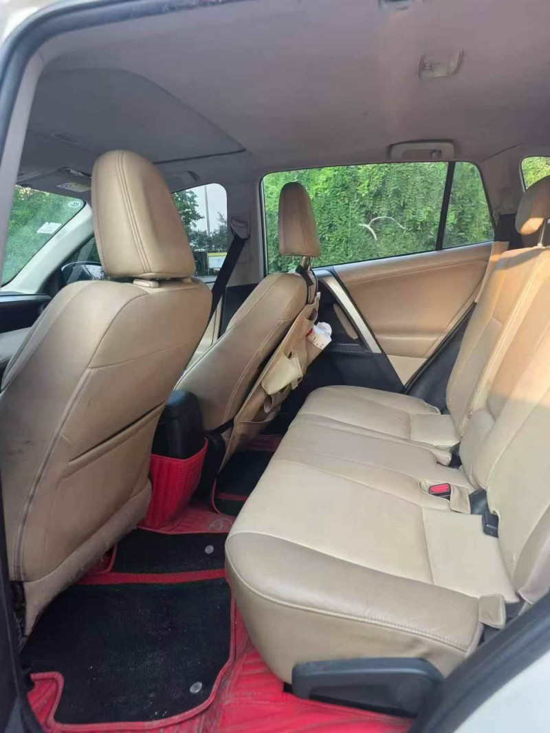 东营13年丰田RAV4荣放6