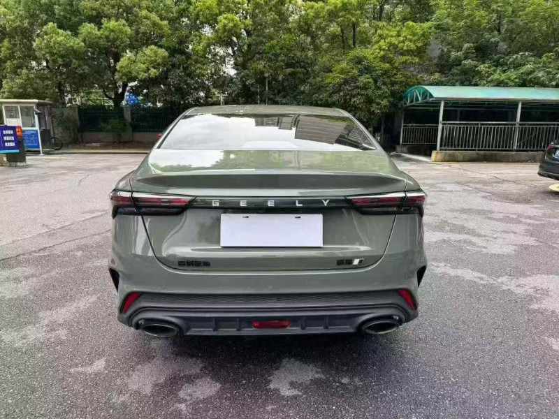 长沙22年吉利缤瑞5