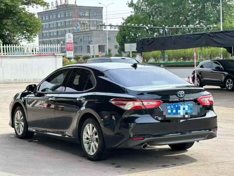 淮北22年丰田凯美瑞9