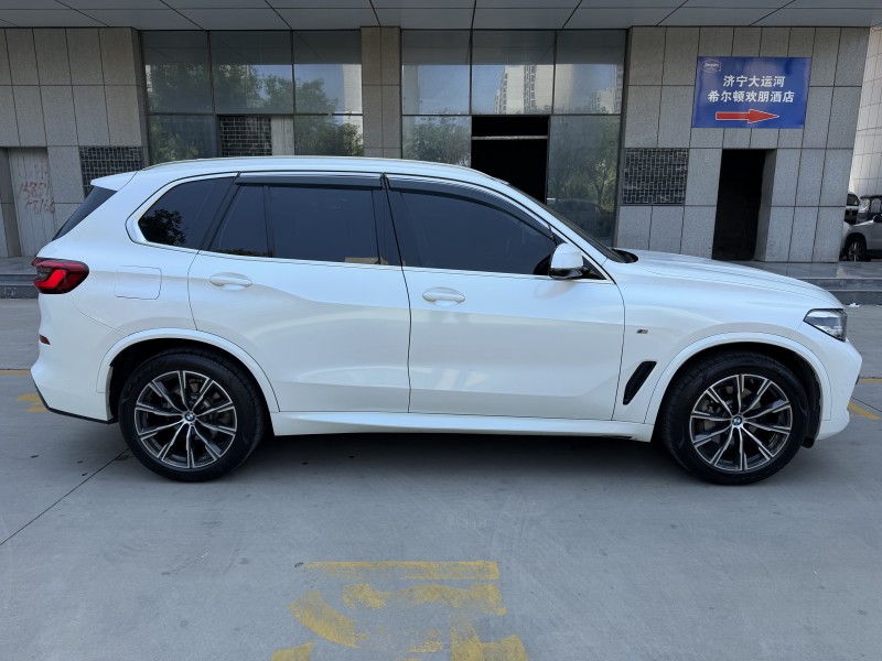 济宁20年宝马X54