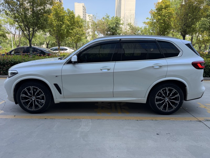 济宁20年宝马X55