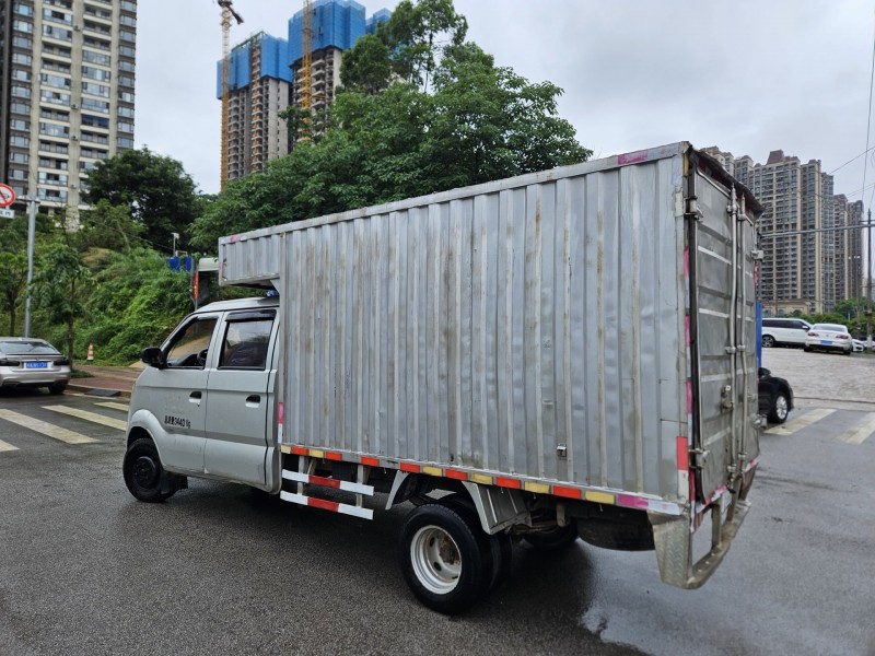 南宁17年长安汽车跨越王8