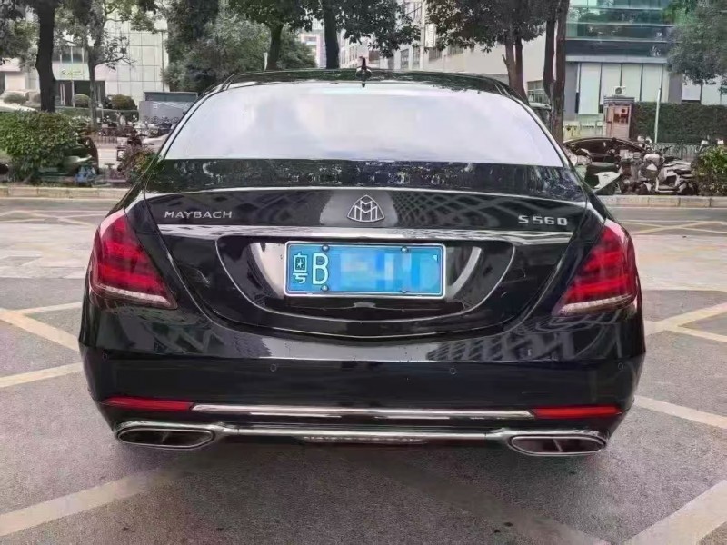 深圳18年奔驰迈巴赫S级9