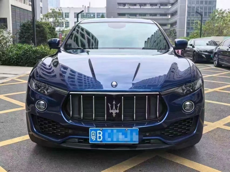 深圳19年玛莎拉蒂Levante1