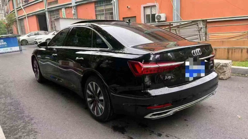 绍兴23年奥迪A6L8